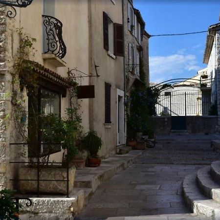 Apartment In Νίκαια Εξωτερικό φωτογραφία